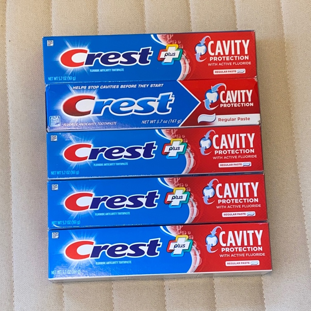 5 pc Bundle CREST Toothpaste Stockpile Tooth Care Expire 2029